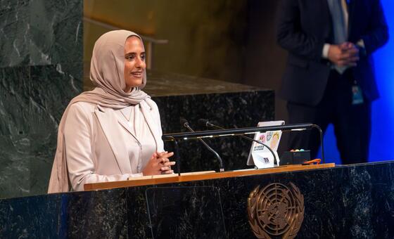 مريم سوليكا، دفعة الأمم المتحدة 2025 للقادة الشباب من أجل التنمية المستدامة تلقي كلمة في الاحتفال بيوم ميثاق الأمم المتحدة.